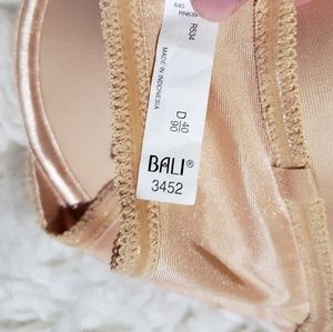 Bali Intimates & Sleepwear - Bali Nude Convertible Bra Bali Intimates & Sleepwear - Bali Nude Convertible Bra